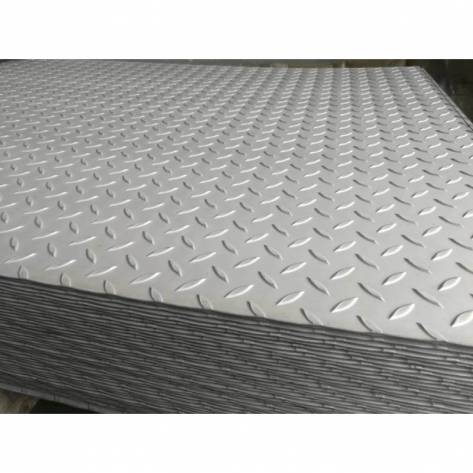Stainless Steel 304 Chequered Plate Manufacturers, Suppliers in Mumbai